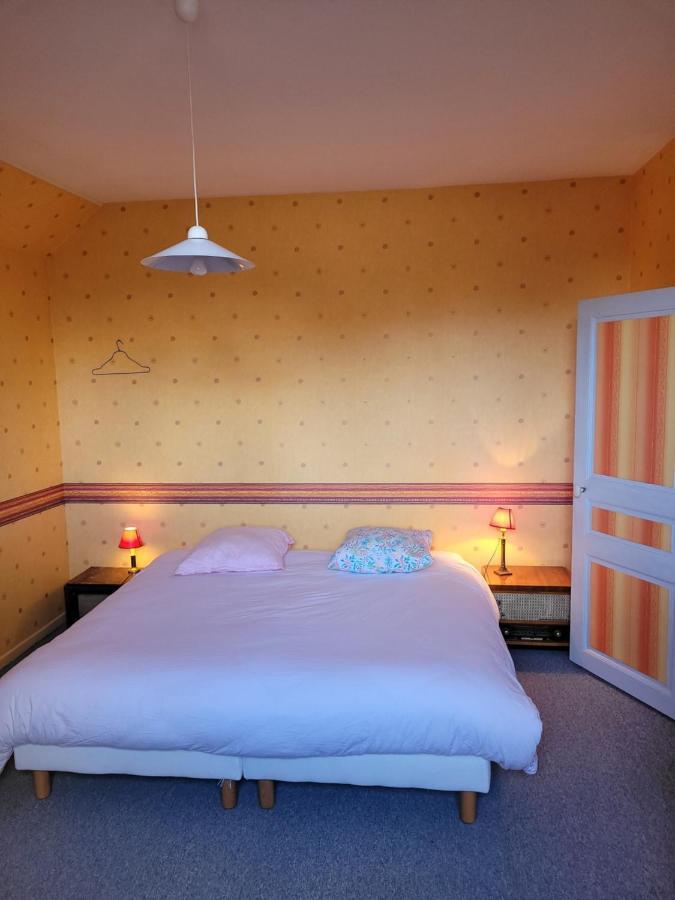 Petite Maison A Salbris Extérieur photo